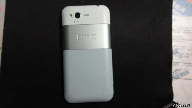HTC rhyme湖水藍入手