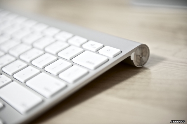 2011.11.05今天很突然的購入mac 27