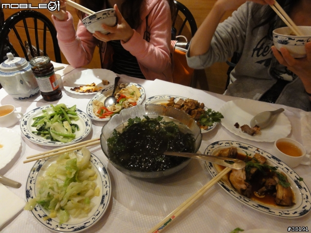 [遊記] 法比荷之旅（Day 1 ）凱旋門、巴黎鐵塔、羅浮宮、賽納河（圖多，慎入）