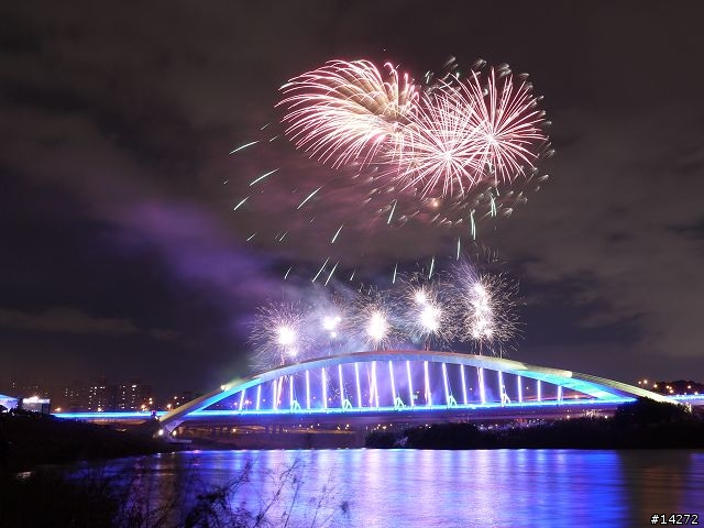 2011新北市水岸陽光祭花火大會