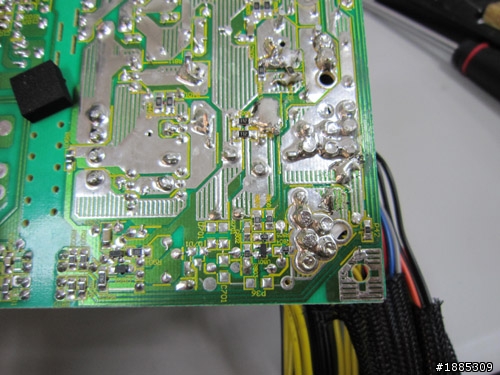 [破解改裝]-史上最強430W穩跑 2張GTX580 SLI
