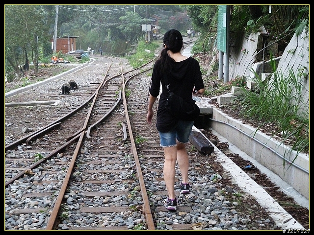 2011.11.13_獨客獨行再續鐵道情！(一、梨園寮站)