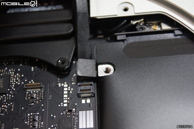 {月豕} Mac mini 2011 獨顯款開箱 + 改裝雙硬碟