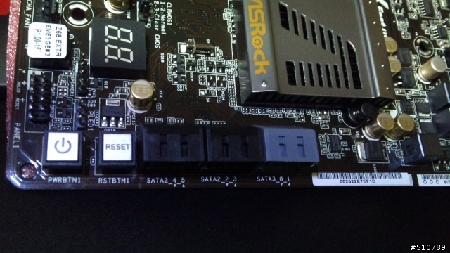 (純開箱) 升級囉! 華擎 Z68 Extreme3 Gen3 與 I7 2600K(水冷機完成囉!)