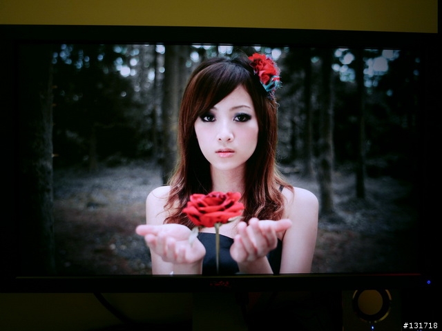【開箱文】DELL U2711 27吋X2螢幕雙刀流~ 正式服役!!