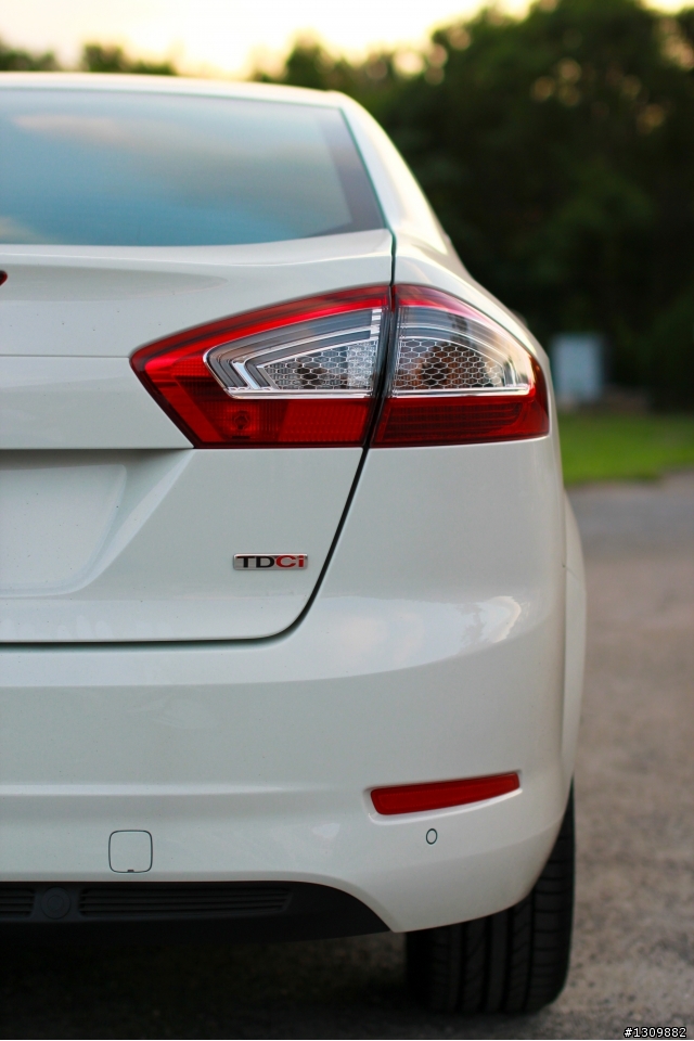 ~硬是要開箱的MONDEO TDCI 白豪莽~