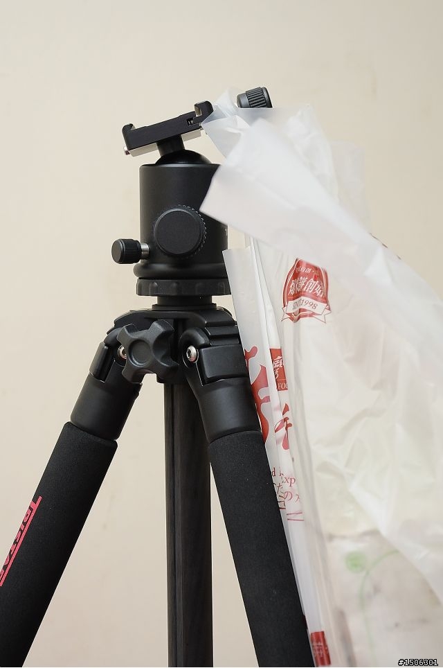 當別人都在開思銳的腳架時，小弟來開另一個台灣至大陸設廠的牌子 TRISTAR-TRI-283C