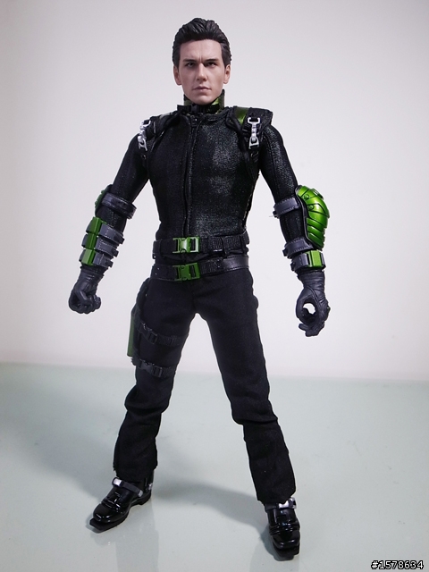 Hot toys 綠惡魔二世(圖多)