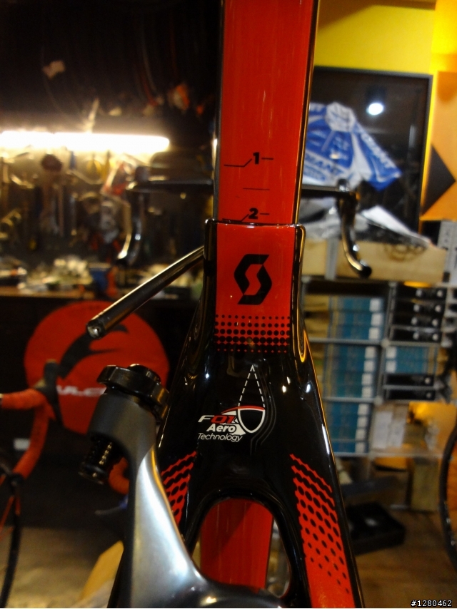 SCOTT Foil Team Issue