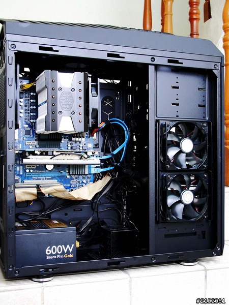 分享巴扣牌推土機、中文Win8系統蹦出新滋味(新增空冷hyper 612 pwm基本、大超5G溫度)