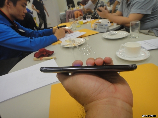 Galaxy Note -  一個超強移動筆記本手機
