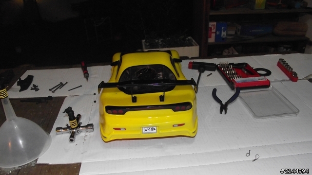 玩了一個禮拜的COLT  1/10 黃RX-7