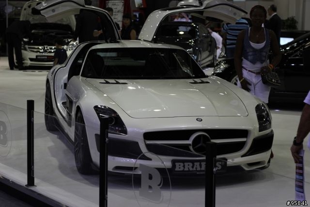 2011 杜拜國際車展