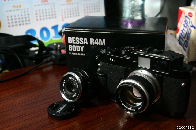 [開箱文]努力的成果-Voigtlander BESSA R4M - Mobile01