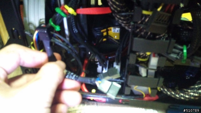 (分享兼開箱..更新完成篇)打造自己的水冷電腦之過程..圖多文長.