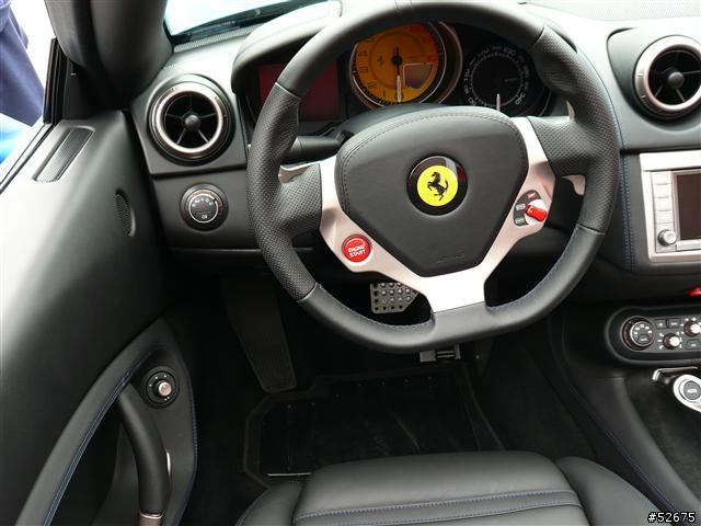 2011年底車展前哨站 - 微風廣場法拉利行動博物館