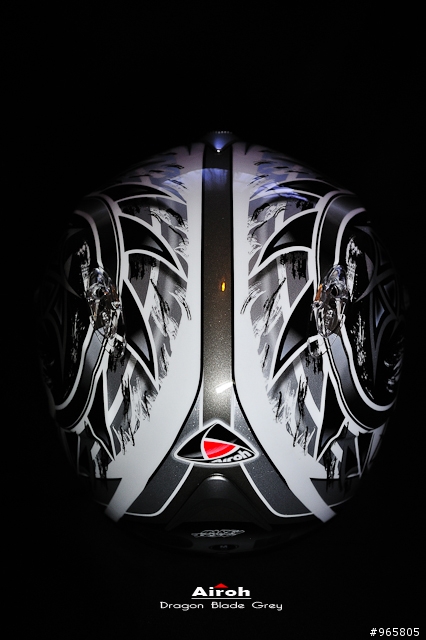 [全罩] Airoh DRAGON BLADE GREY 超輕量開箱