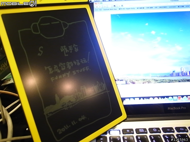 兒童玩物搬上工作桌！  8.5吋LCD Boogie Board手寫版（開箱）