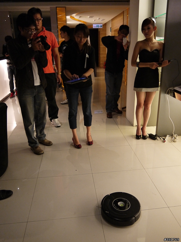 [分享]超乎所想 Sony Tablet S 體驗會~(正妹圖多小心使用XD)