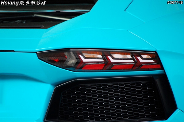 絕美驚豔，Lamborghini Aventador LP700-4
