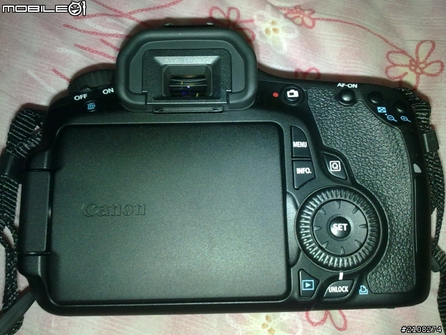 終於入手60D(開箱文)