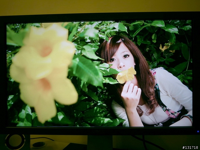 【開箱文】DELL U2711 27吋X2螢幕雙刀流~ 正式服役!!