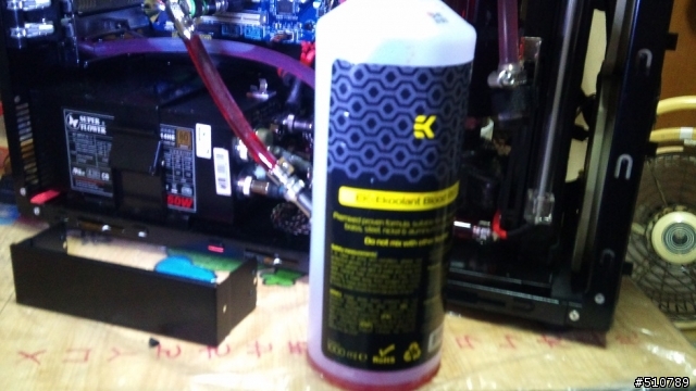 (分享兼開箱..更新完成篇)打造自己的水冷電腦之過程..圖多文長.