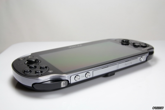 <開箱>逛街失心瘋之PSVITA開箱