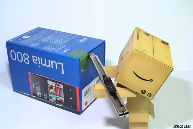 【簡易開箱】阿楞的 Nokia Lumia 800
