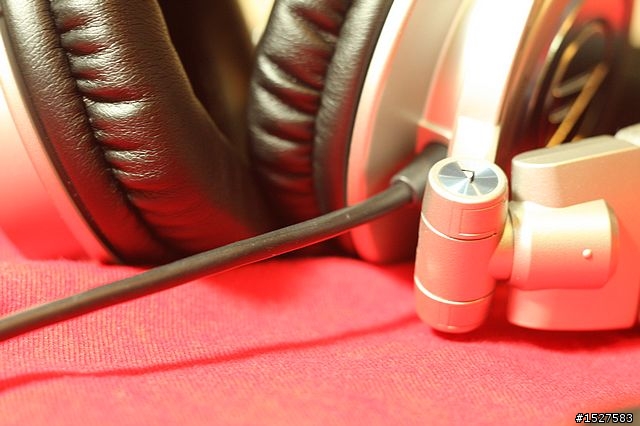 ATH-M50s/LE 50周年紀念版監聽耳機火熱開箱!!