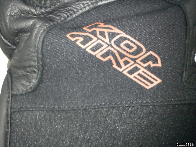 沒箱可開，手套開袋Dainese Guanto 4-stroke(BLACK)&Komine GK763 GORE-TEX(BLACK)