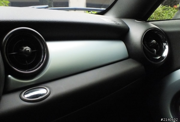 【開箱】MINI COOPER COUPE