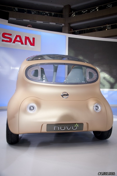 分享一些大家比較有興趣的車與車模- 2012台北車展