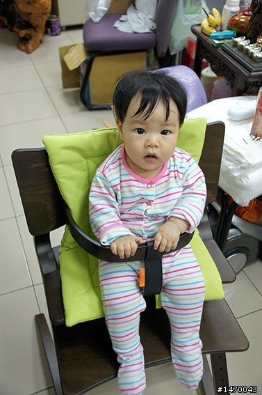 [開箱文] Leander High chair 成長餐椅