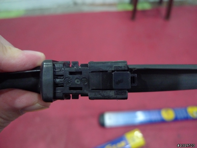 Volvo S40 V50 C30便宜雨刷(Costco)更換DIY(附圖)