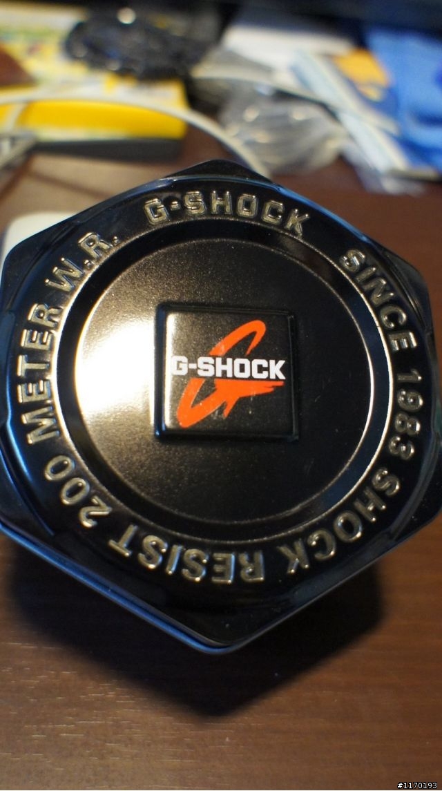 滿滿金屬元素和「X」胎紋設計元素的~~G-SHOCK GA-200 1A開箱