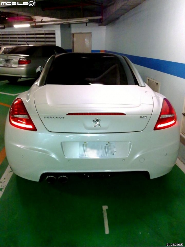 在醫院停車場遇到RCZ