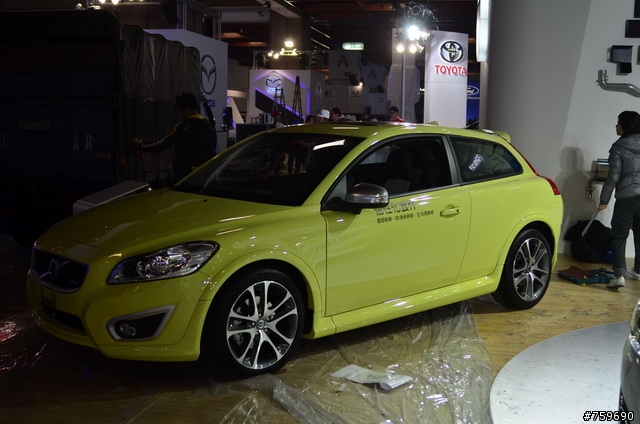 [搶開箱]2012車展搶先看   全場還是VOLVO的MD最正