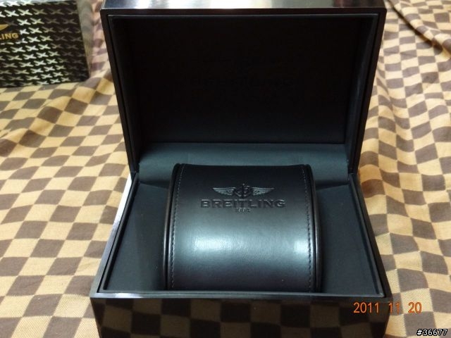[開箱] Breitling Super Avenger 百年靈 超級復仇者 (圖多請見諒)