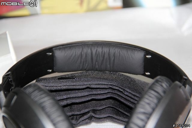 [開箱]2012新款Sennheiser HD 449 入手~~