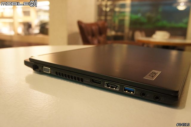 Acer TravelMate 8481G 打造 Hybrid 工作型態!