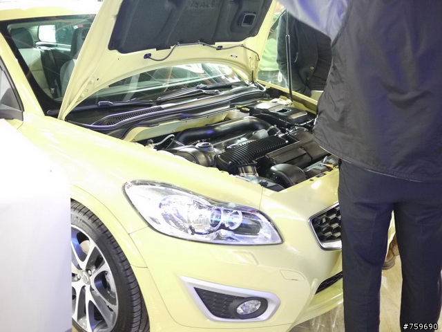 [搶開箱]2012車展搶先看   全場還是VOLVO的MD最正