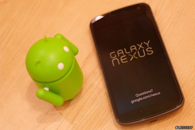 熱騰騰的Galaxy Nexus終於到手啦