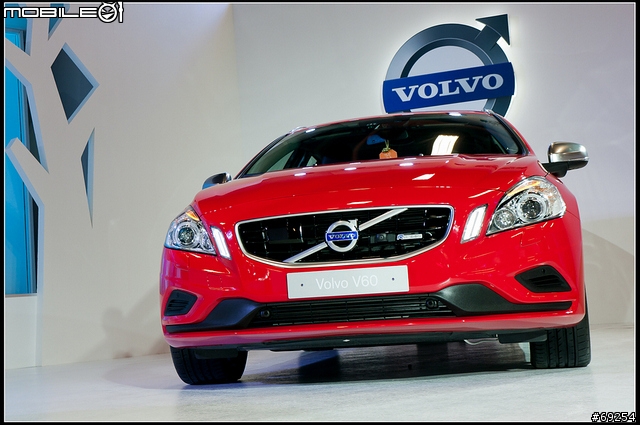 [小惡魔車展特派員]最動感的勁車與凱渥模特兒就在VOLVO !  (圖多)