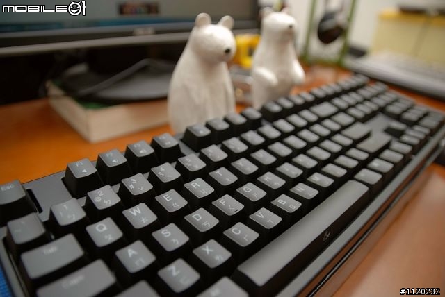 Ducky DK9008-R Shining 紅光紅軸簡易開箱