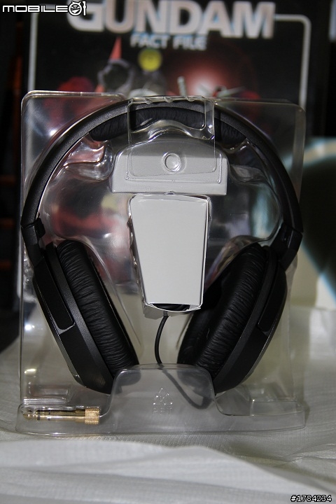 [開箱]2012新款Sennheiser HD 449 入手~~