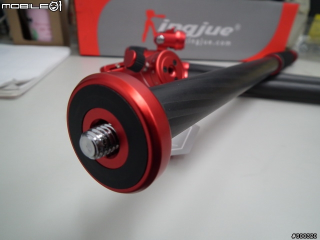 [分享] Kingjue CC-258 勁捷 四節 碳纖維 彩色腳架