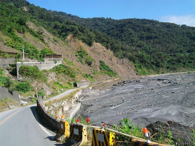 2011少了溫泉的純樸多納還是值得一騎