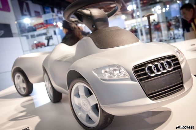 分享一些大家比較有興趣的車與車模- 2012台北車展