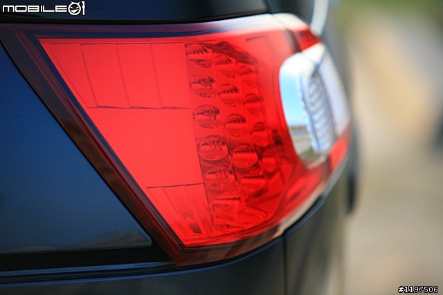 [開箱] Ford i-MAX 七人座 尊爵灰 - 好爸爸的起點